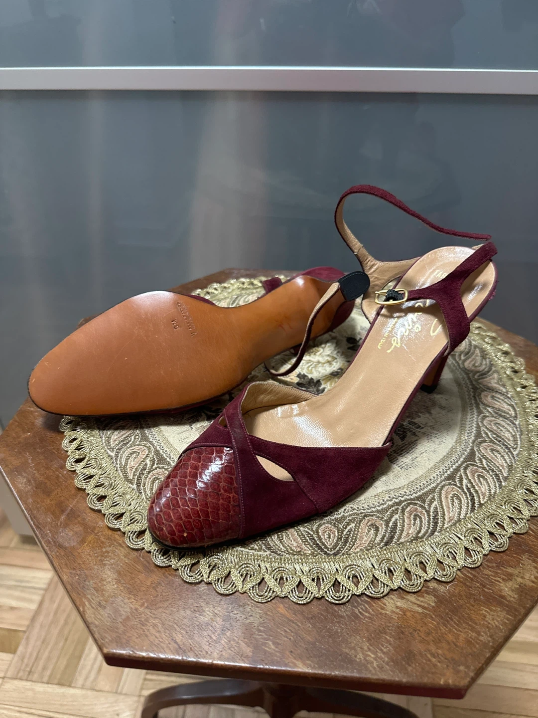 Tarto/Co Slingback Heels Size 9M Burgundy Suede Snake Print - photo 2