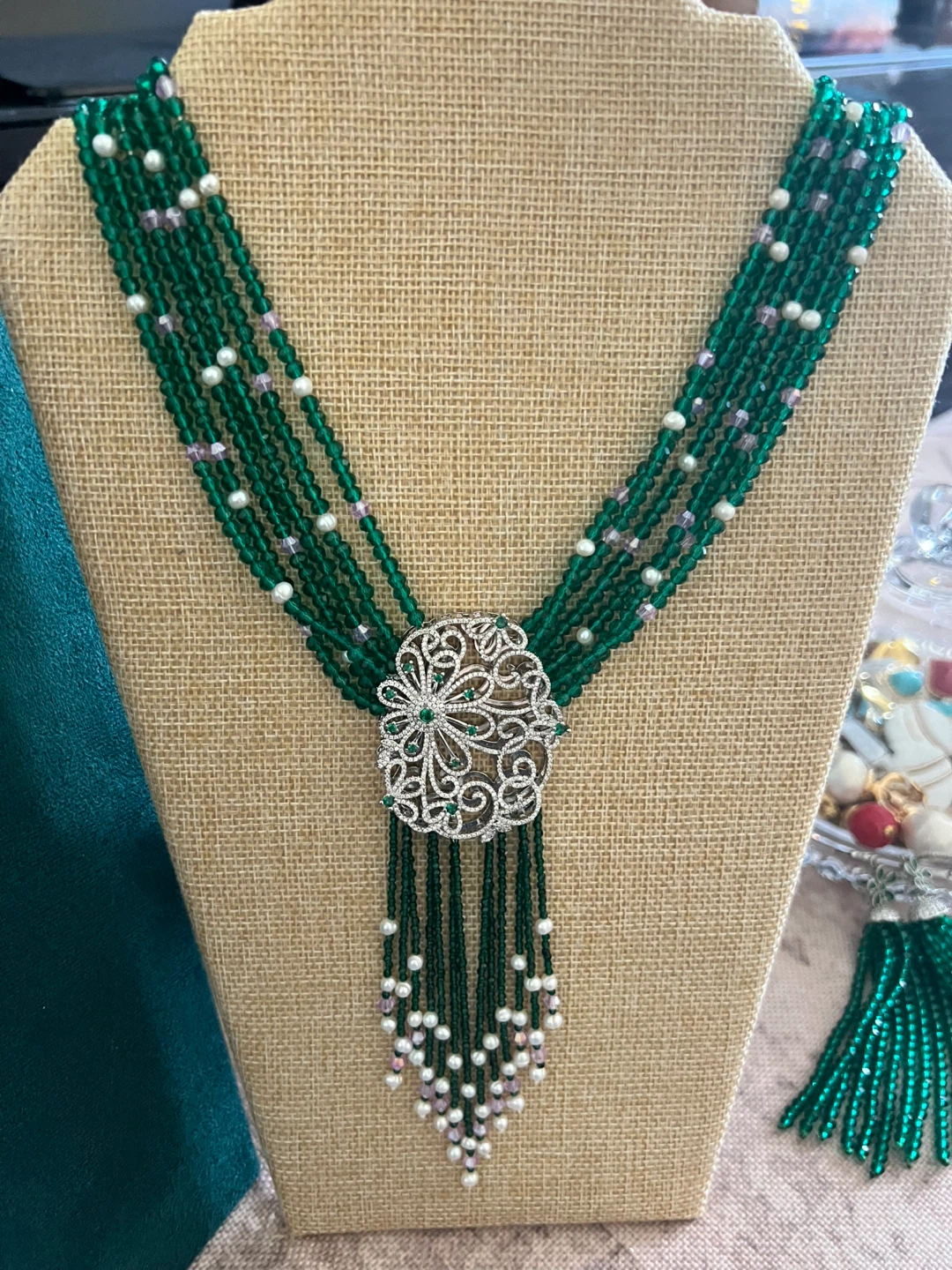 Green Beaded Necklace with Silver Clasp - photo 2