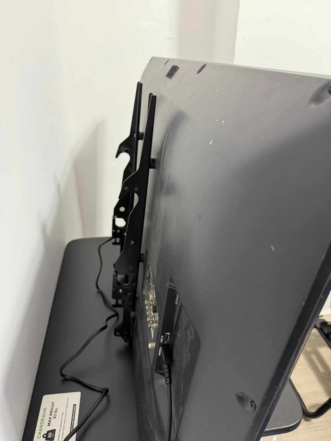 LG 43LW340C 43" LED TV - photo 3