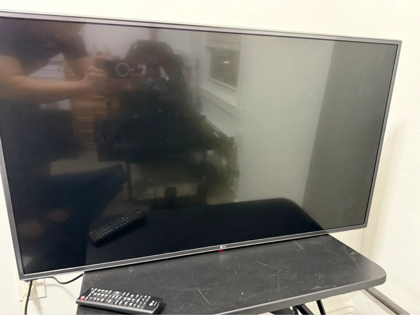 LG 43LW340C 43" LED TV - photo 2