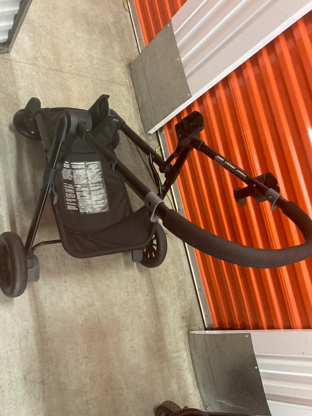 Evenflo Infant Car Seat and Stroller Combo - photo 3