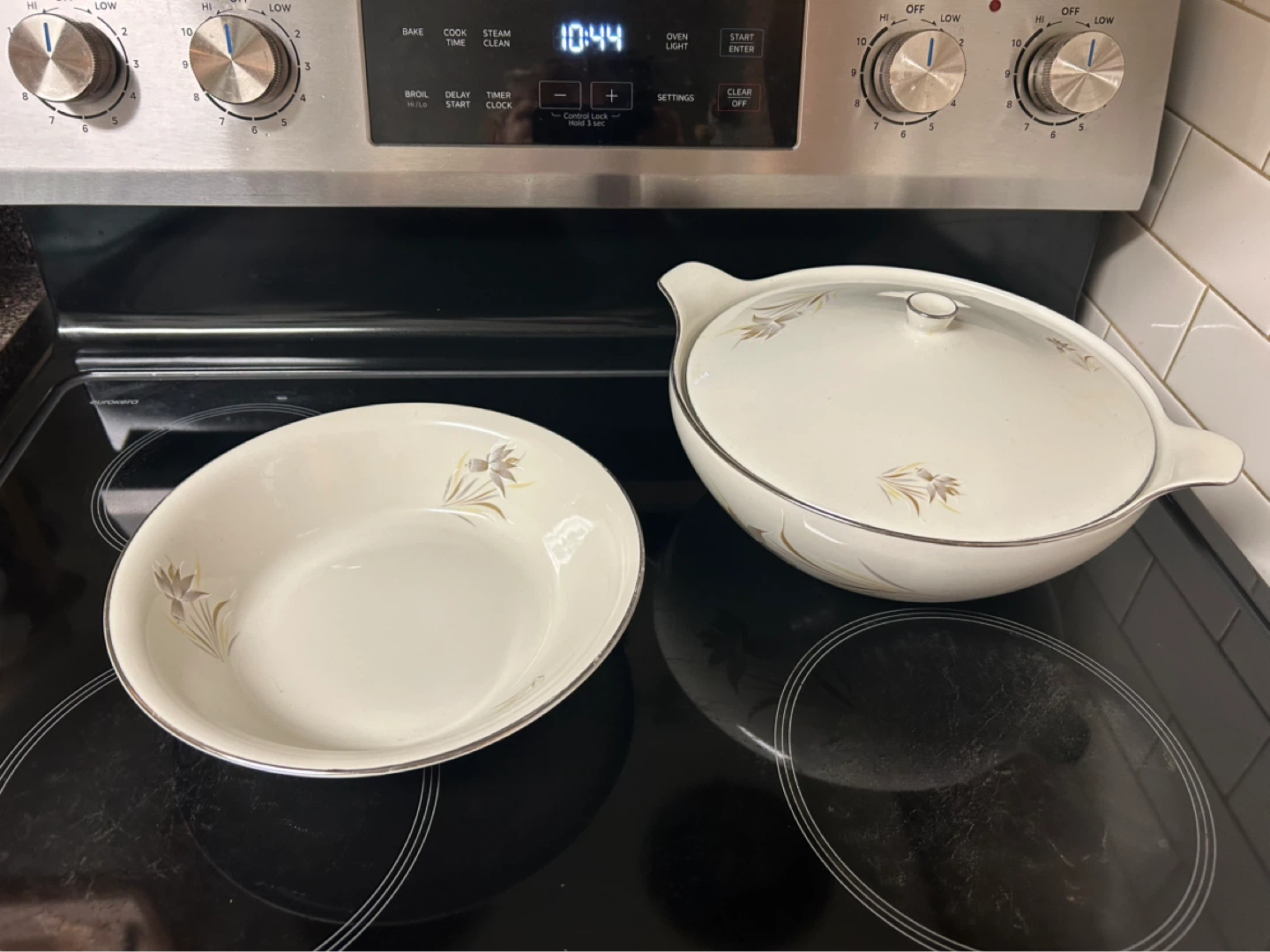 Vintage Arabia 'Candia' Serving Dish and Bowl Set - photo 2