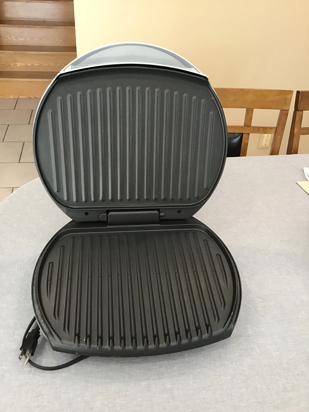 George Foreman Lean Mean Fat Grilling Machine - photo 4