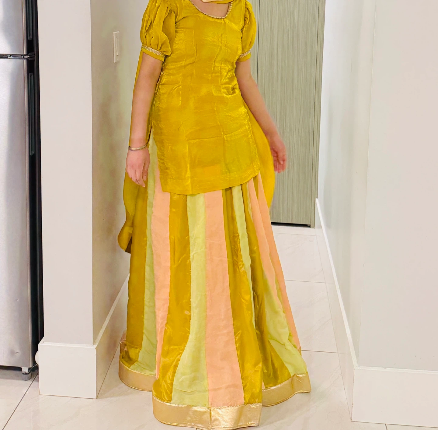 Yellow and multi-colour Indian ethnic wear suit - photo 2