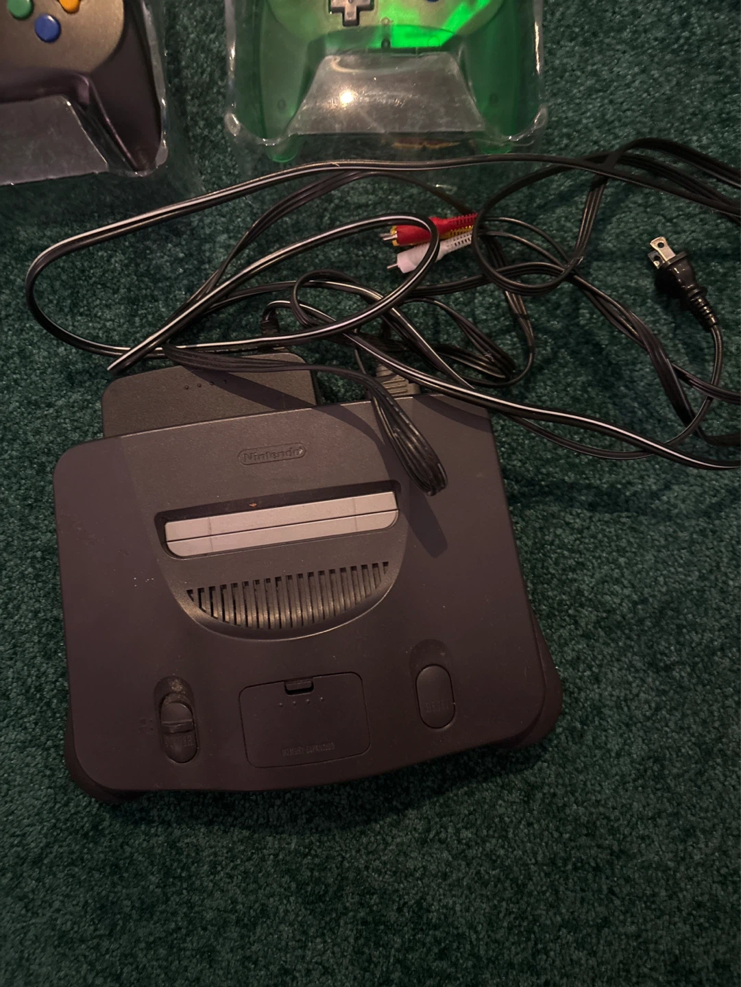 Nintendo 64 game console and two brand new control - photo 2
