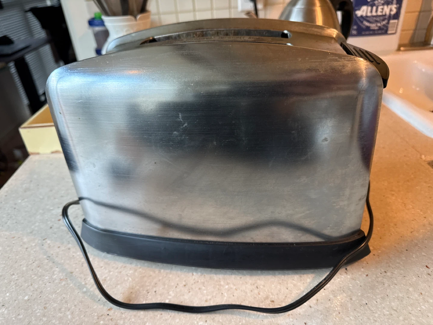 Hamilton Beach 2-Slice Toaster - photo 3