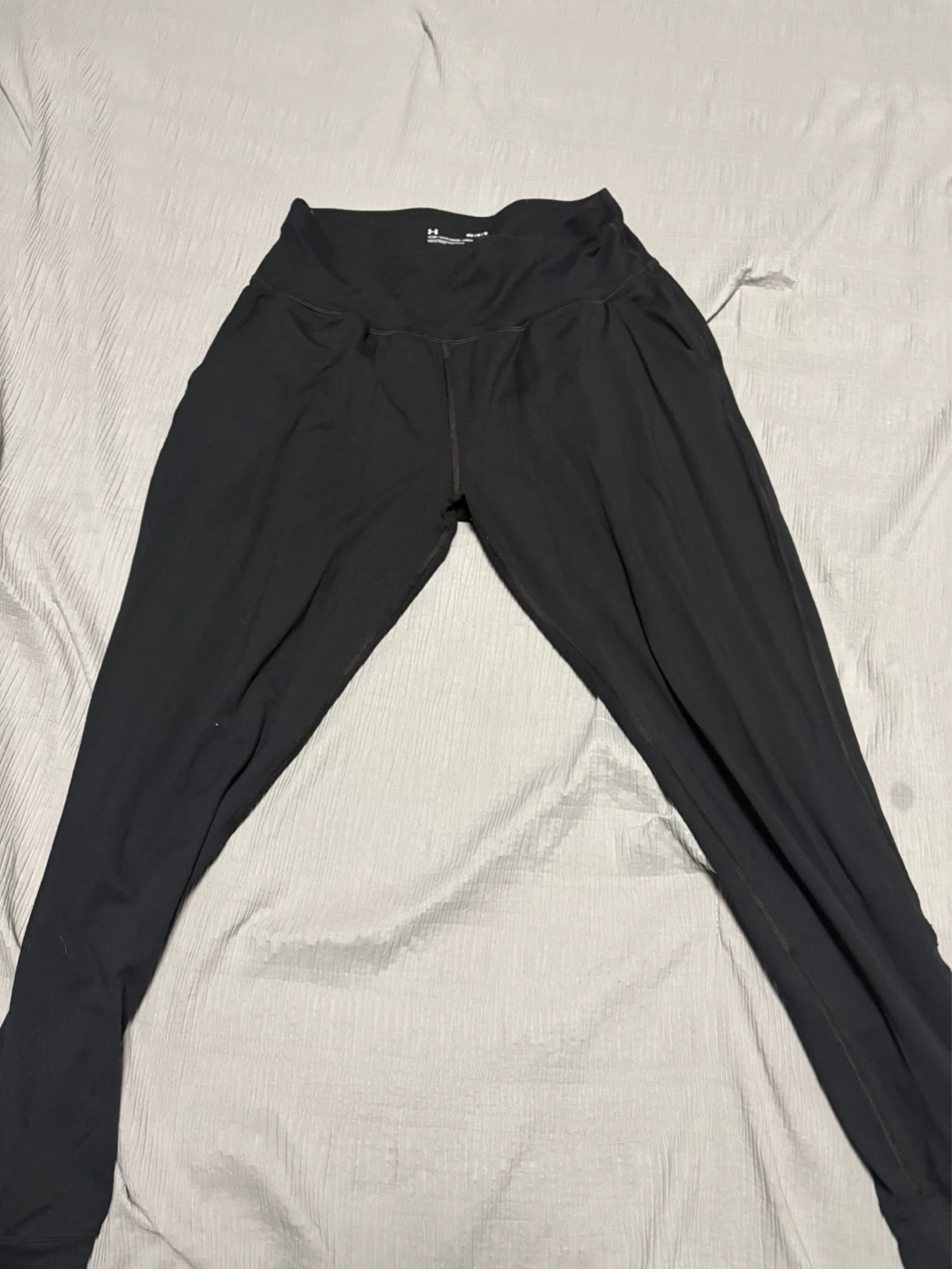 Under Armour Black Fitted Leggings - Medium