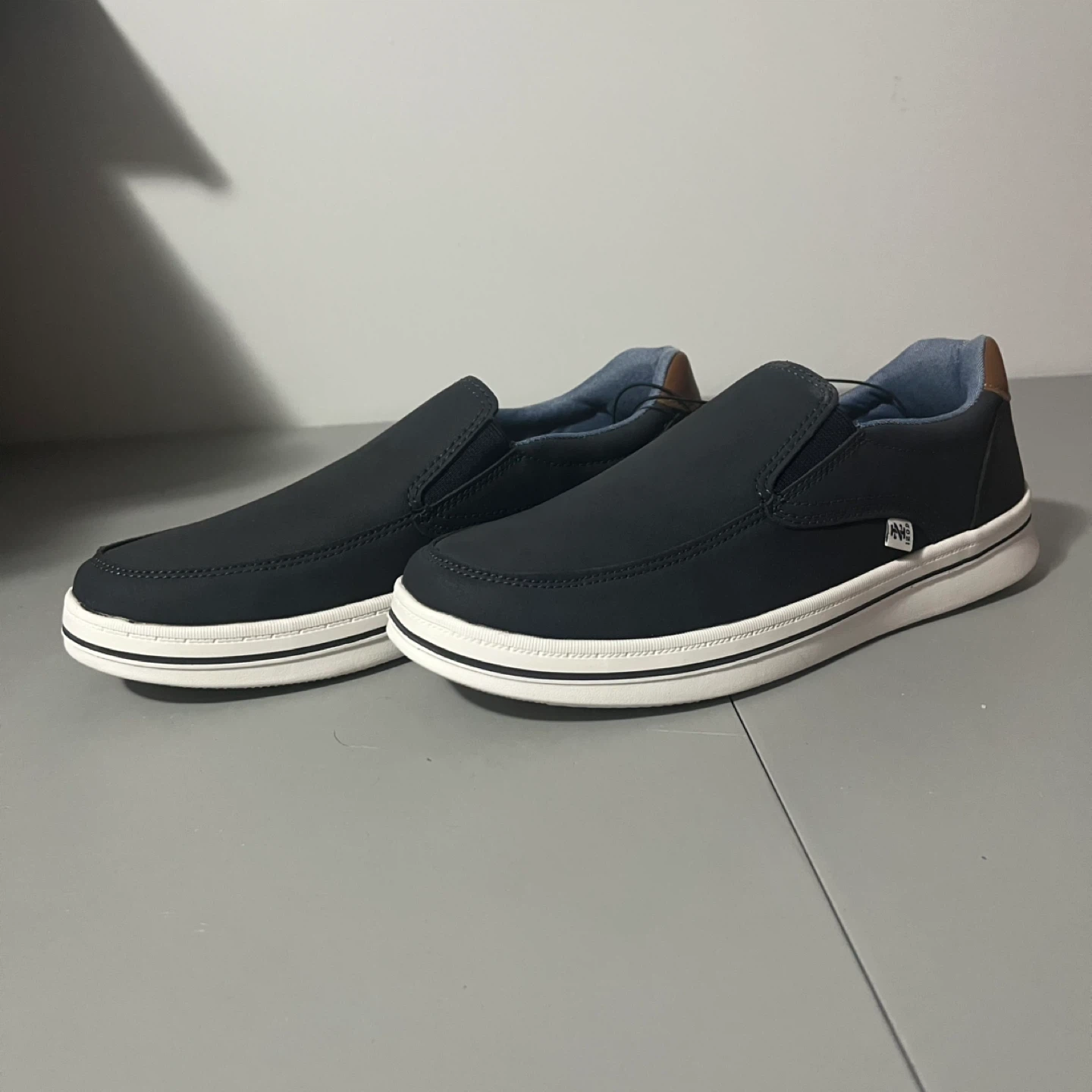 IZOD Barlow Men's Size 8 Navy Slip-On Shoes - photo 2