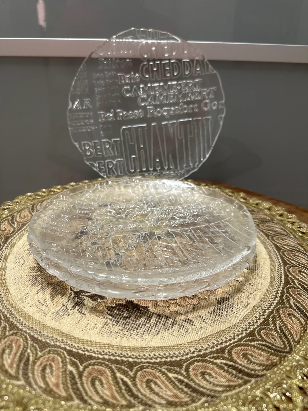 Clear Glass Cheese Plate Set with Assorted Cheese Names