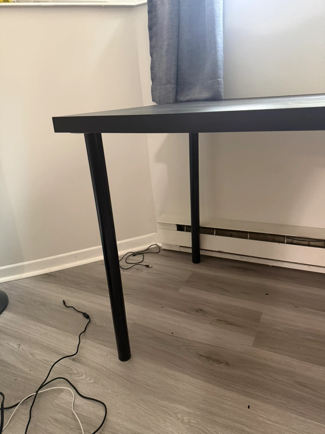 IKEA Linnmon Desk - photo 4