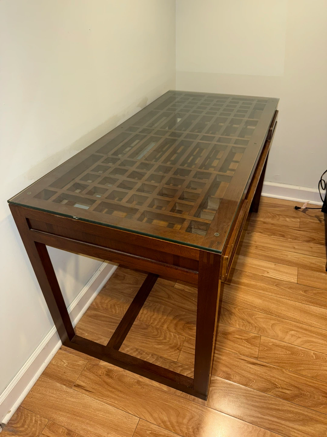 Crate & Barrel Reveal Desk – 54” Glass Top – Good Condition - photo 3
