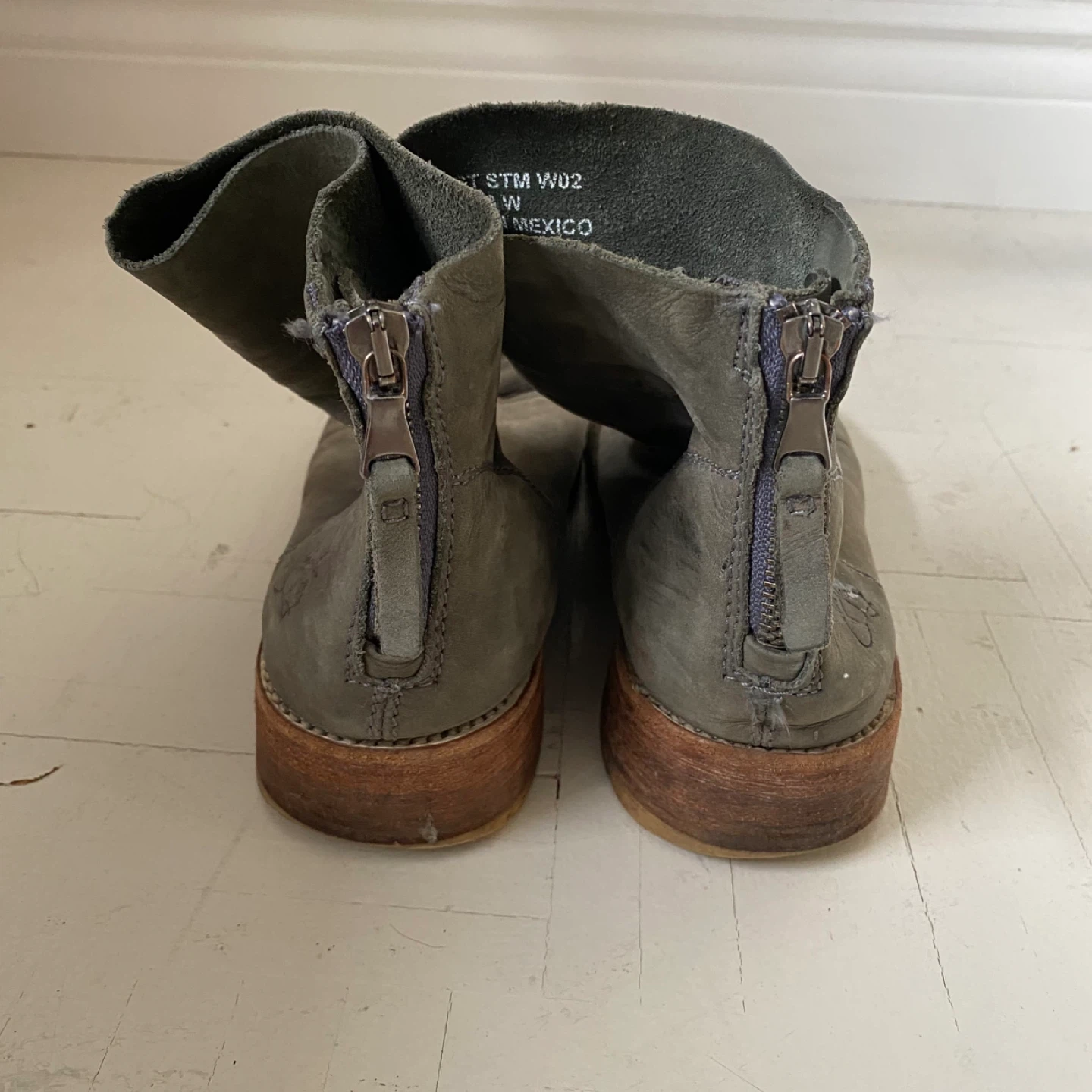 John Fluvog Boots size 8 - photo 4