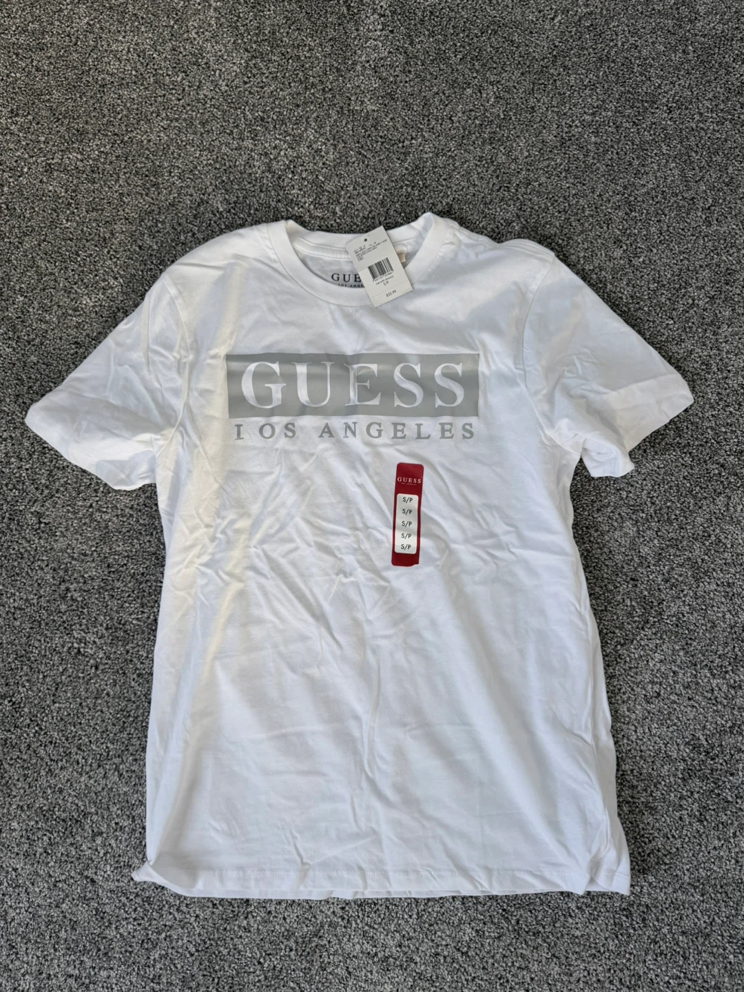 Guess T-shirt Brand new S size