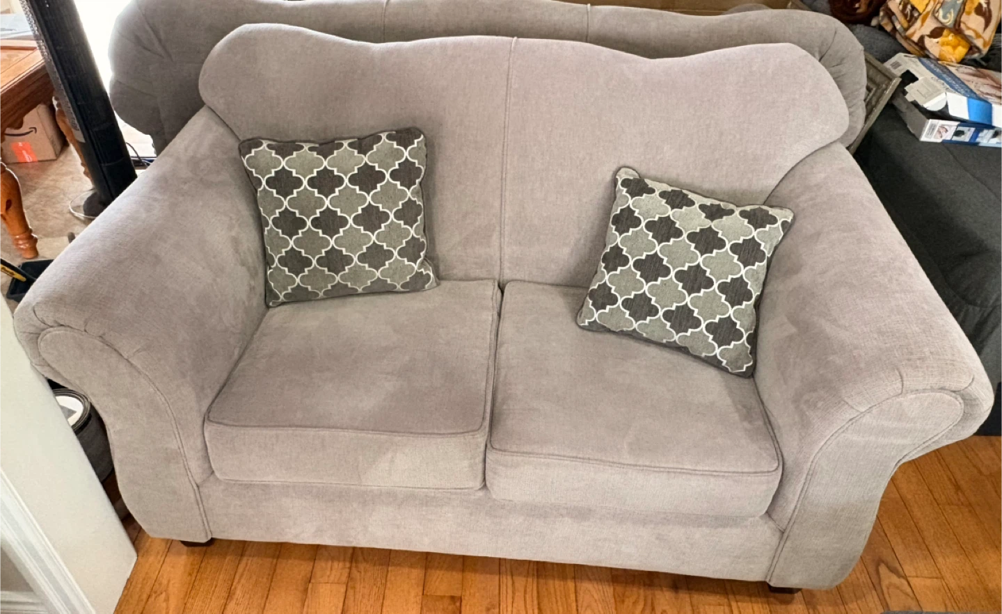 Grey 3-Piece Sofa Set - Loveseat and Chaise - photo 2
