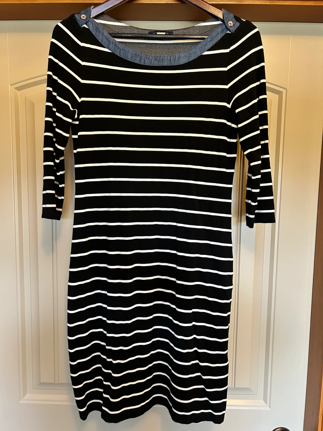 Tommy Hilfiger 3/4 Sleeve Black/White Striped Dress Size 10