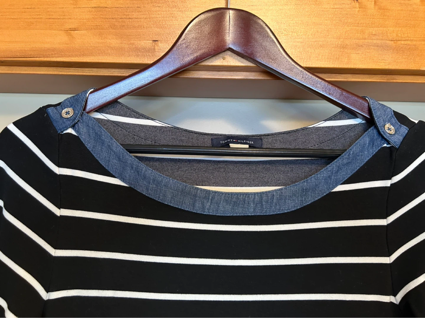 Tommy Hilfiger 3/4 Sleeve Black/White Striped Dress Size 10 - photo 3