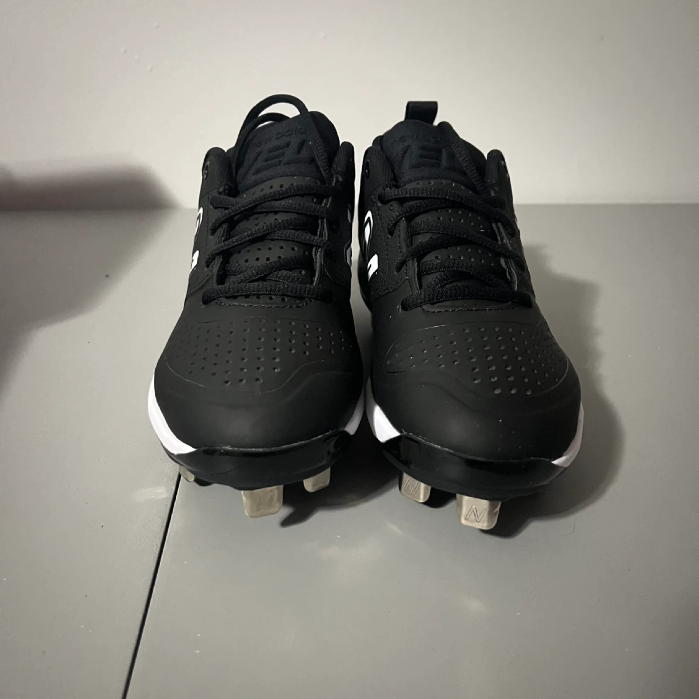 New Balance Women's Fresh Foam X Velo V3 Metal Softball Cleats