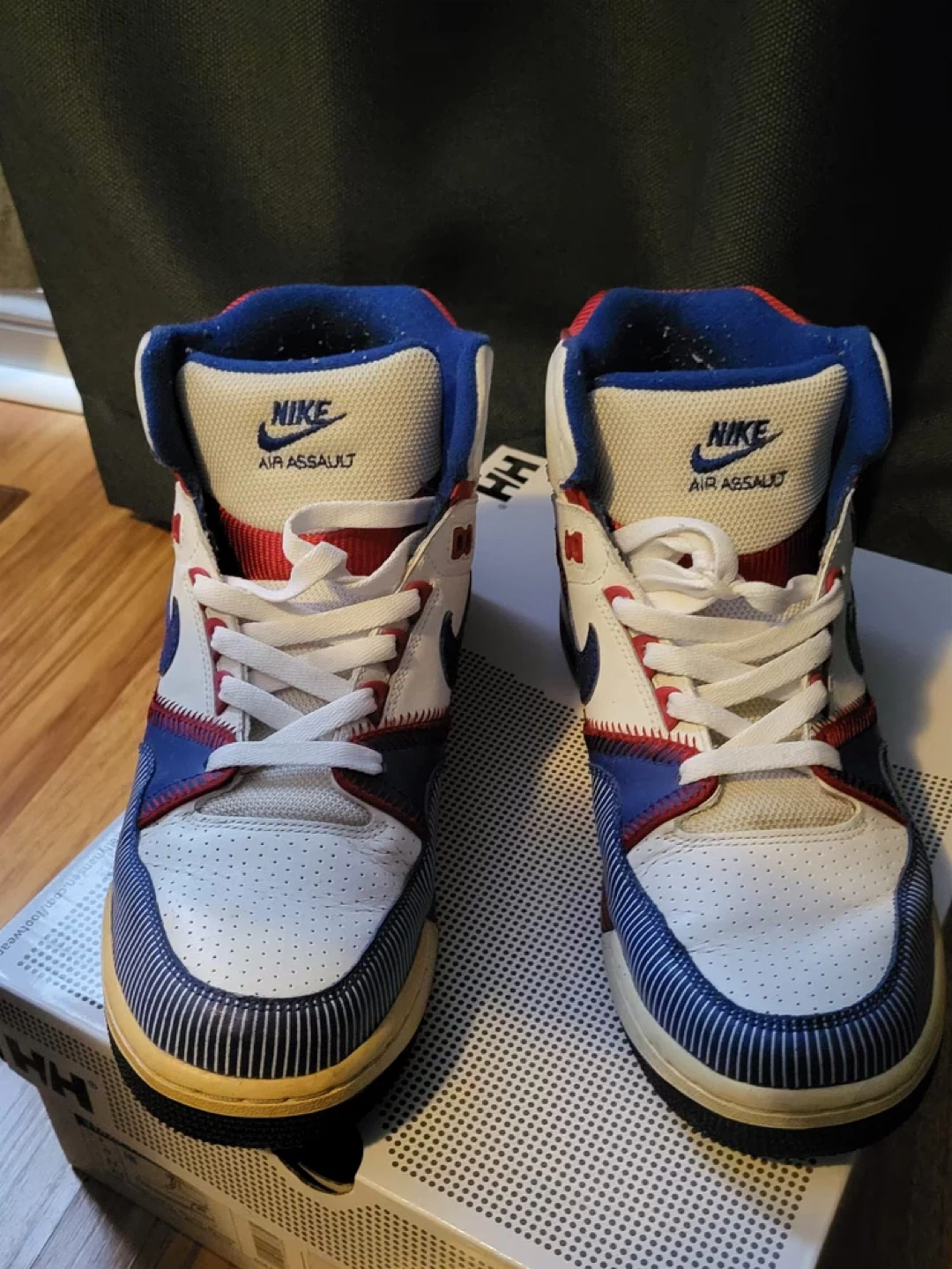 Nike Air Assault High Top Sneakers - photo 3