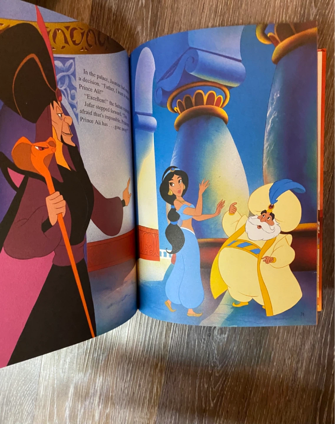 Disney's Aladdin and The Hunchback of Notre Dame Storybooks - photo 2