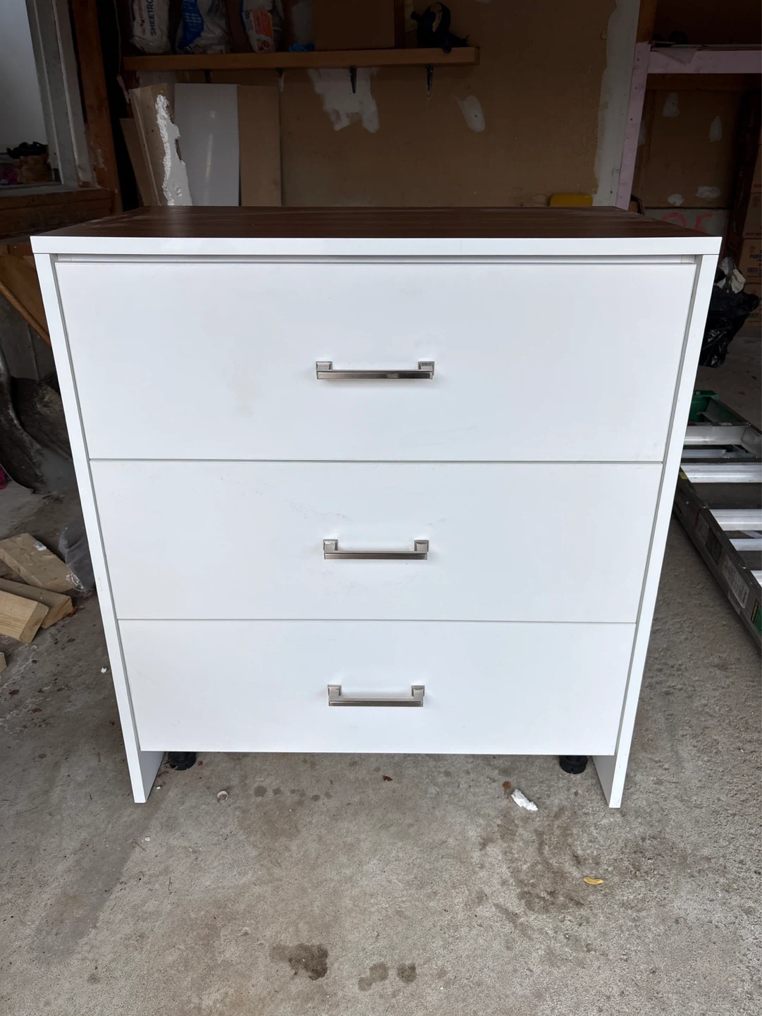 Wooden 3-Drawer Dresser High Quality