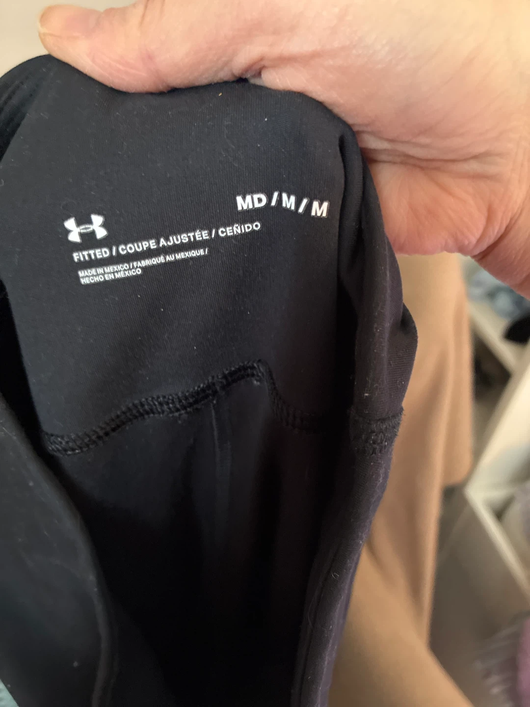 Under Armour Fitted Black Athletic Leggings - Medium - photo 2