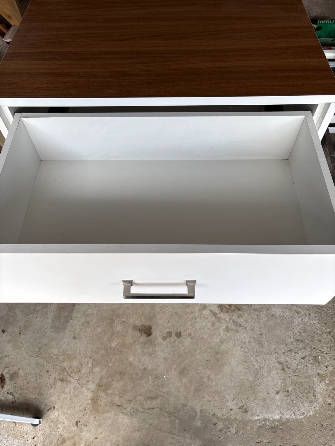 Wooden 3-Drawer Dresser High Quality - photo 3