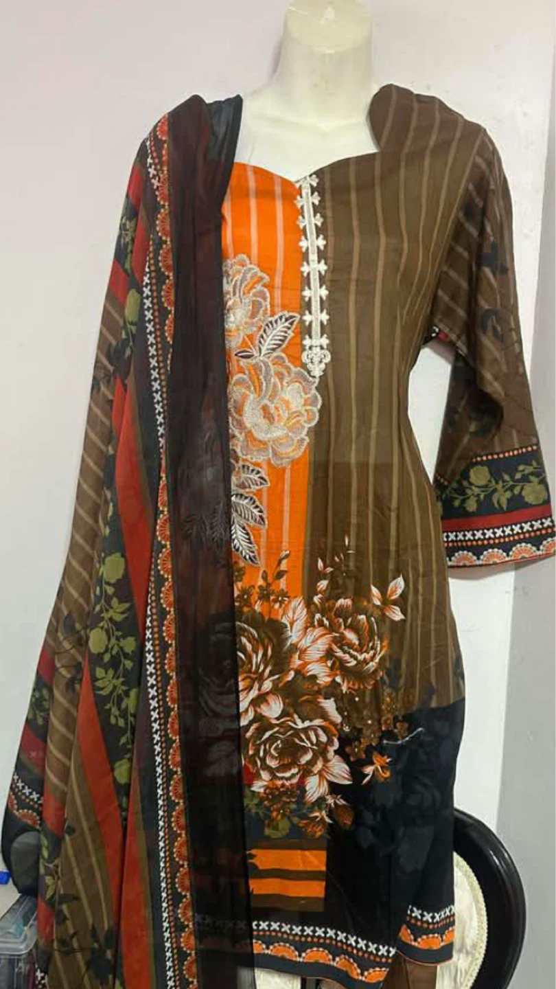 Ladies' 3-Piece Printed Lawn Suit with Dupatta - photo 4