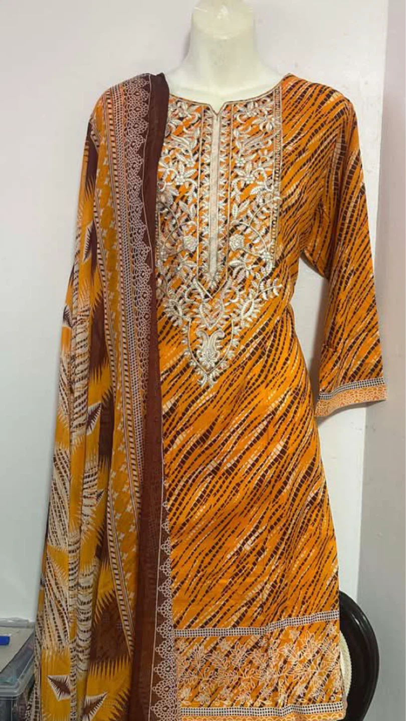 Ladies' 3-Piece Printed Lawn Suit with Dupatta