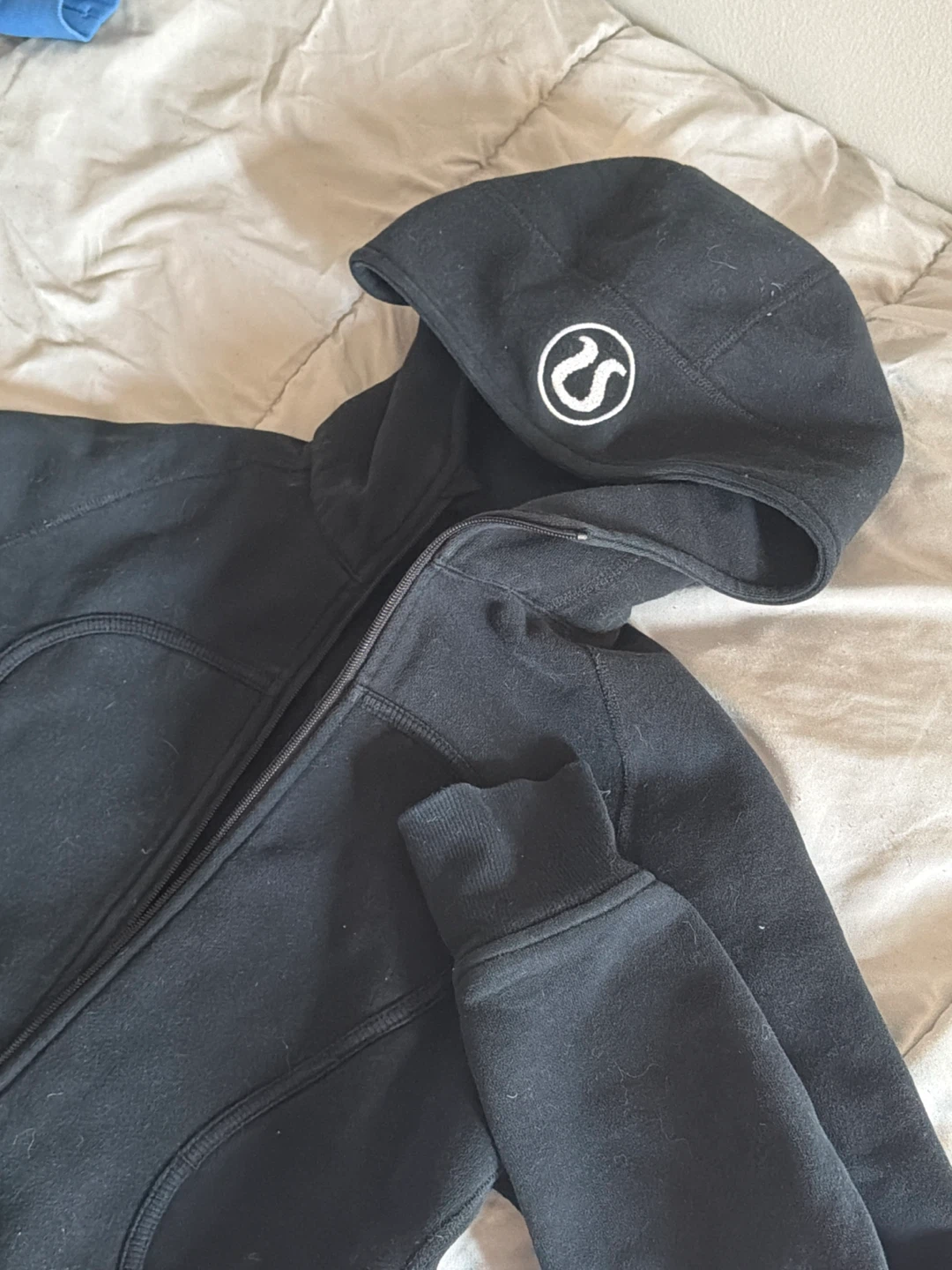 Lululemon Black Zip-Up Hoodie - photo 3