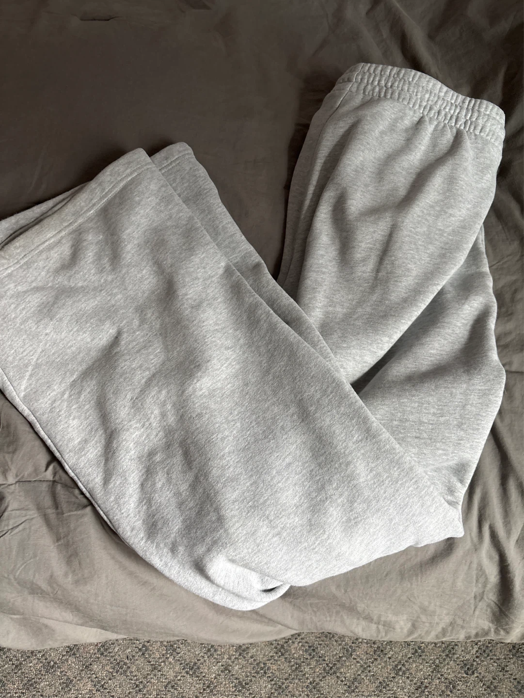 Aritzia Sweatfleece Joggers - photo 3