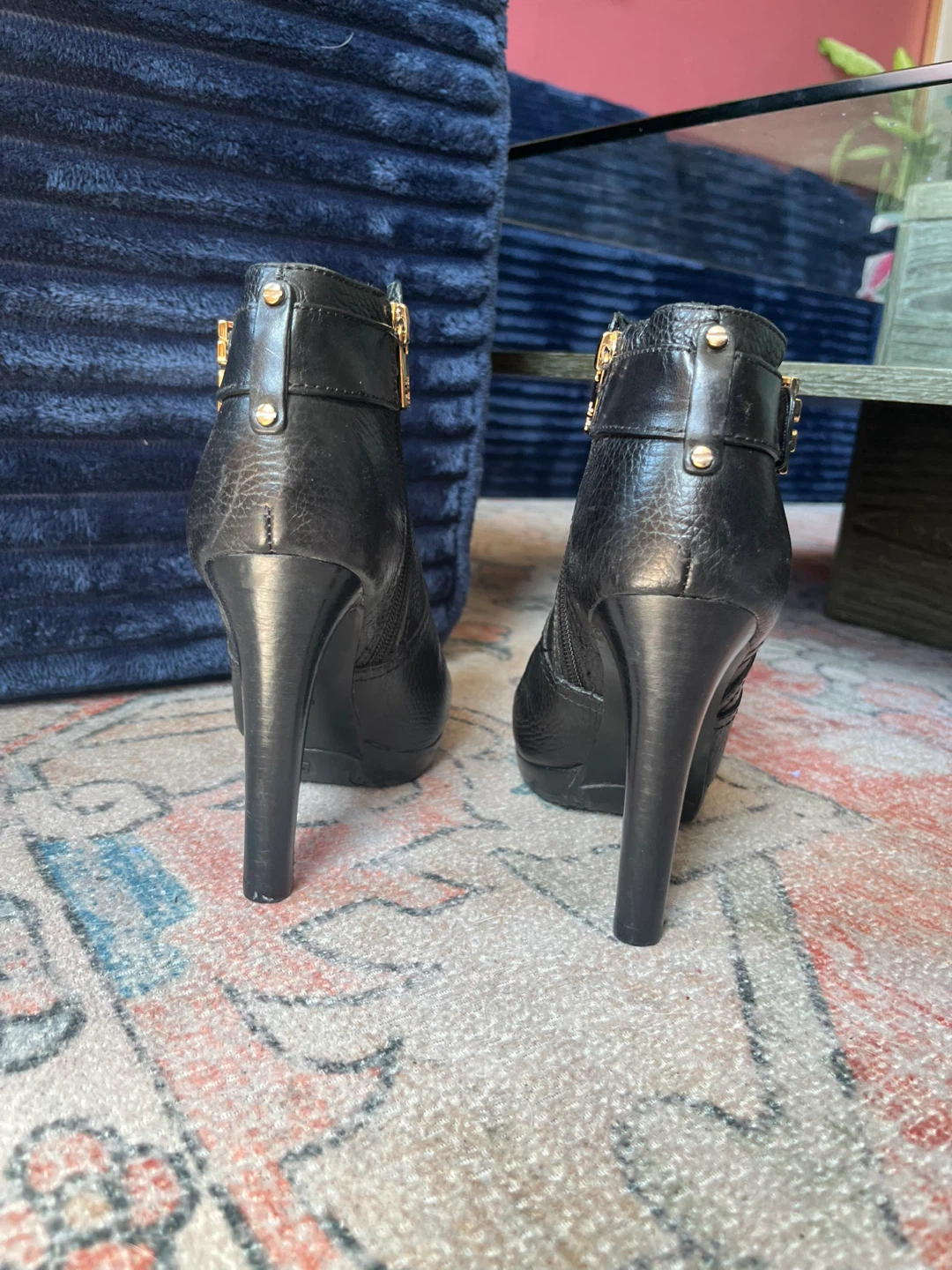 Tory Burch Black Leather Ankle Boots - photo 4