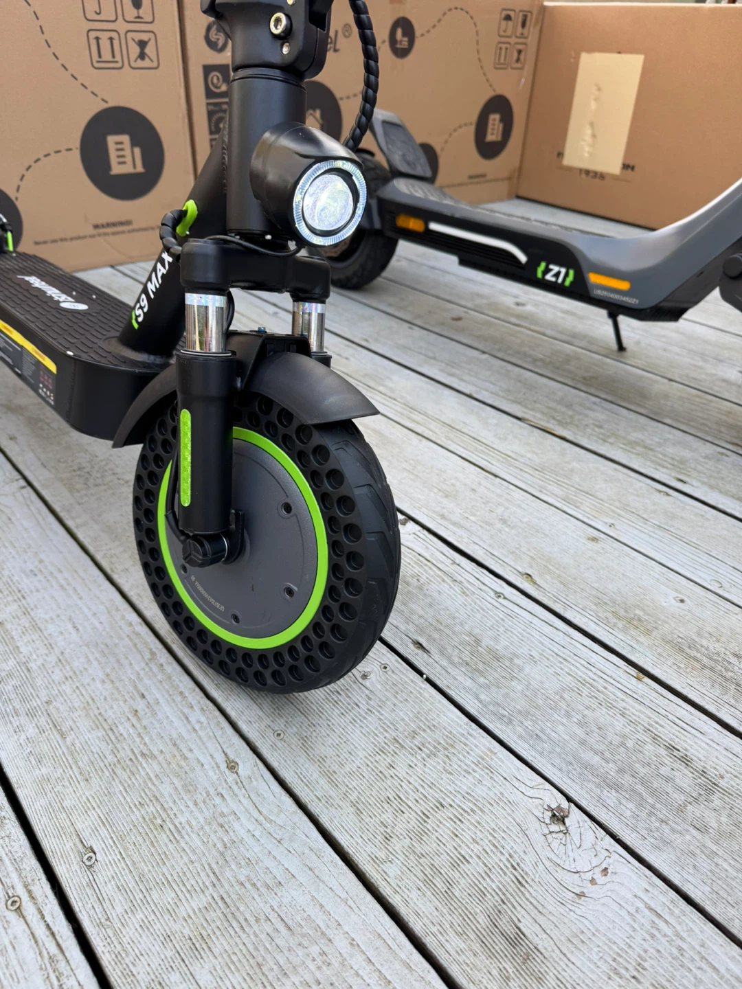 Brand new inbox never opened, isinwheel Electric Scooter - photo 5