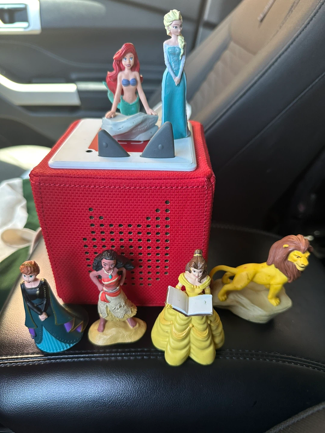 Disney Princess Figures with Toniebox Cover