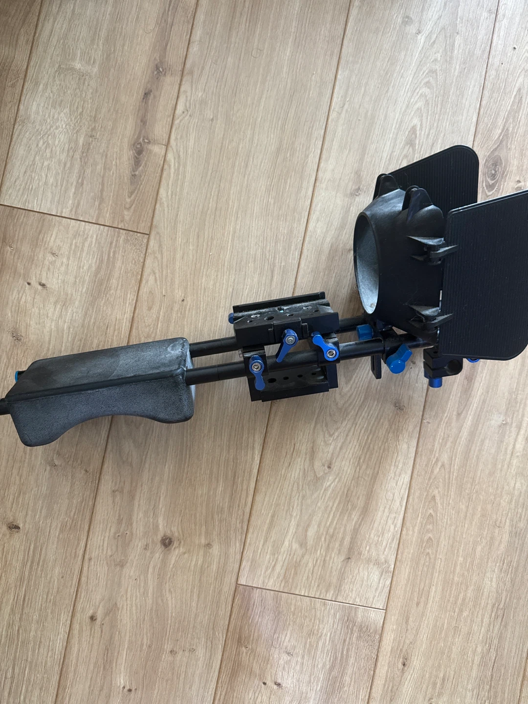 Camera Shoulder Rig with Matte Box