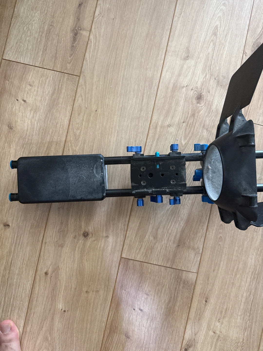 Camera Shoulder Rig with Matte Box - photo 2