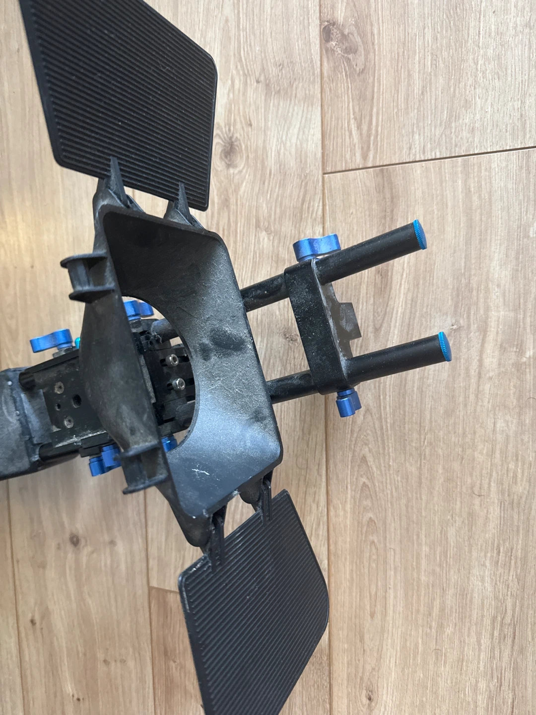 Camera Shoulder Rig with Matte Box - photo 4