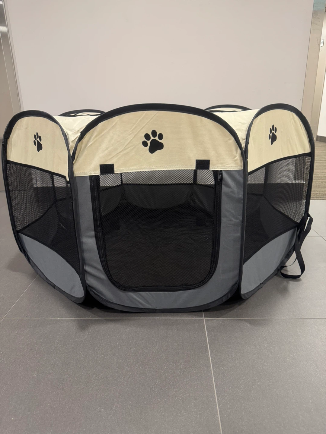 Brand New in the Box Never Used Pet Playpen retails $67.78 - photo 4
