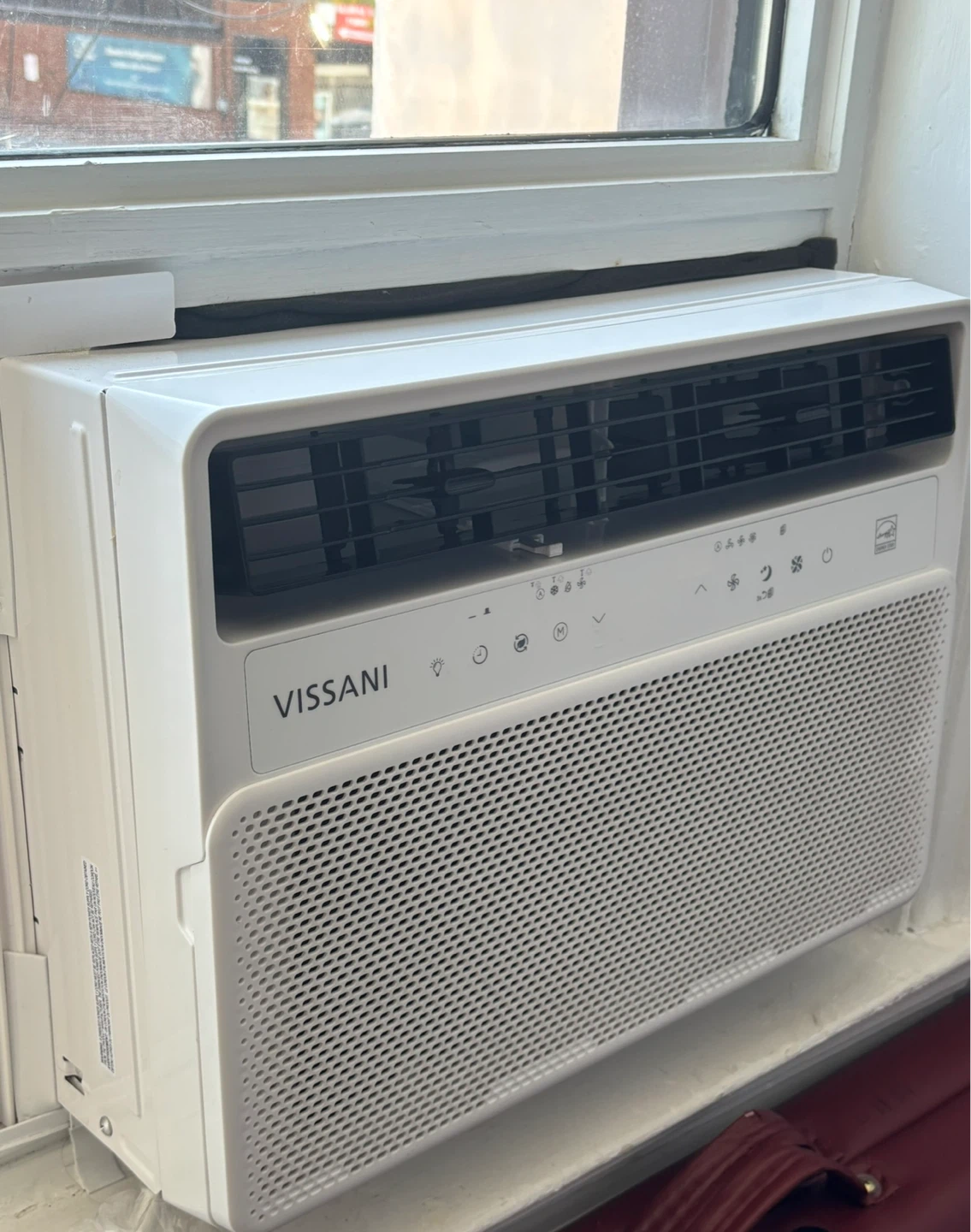 Vissani Window Air Conditioner 700 sq ft - photo 2