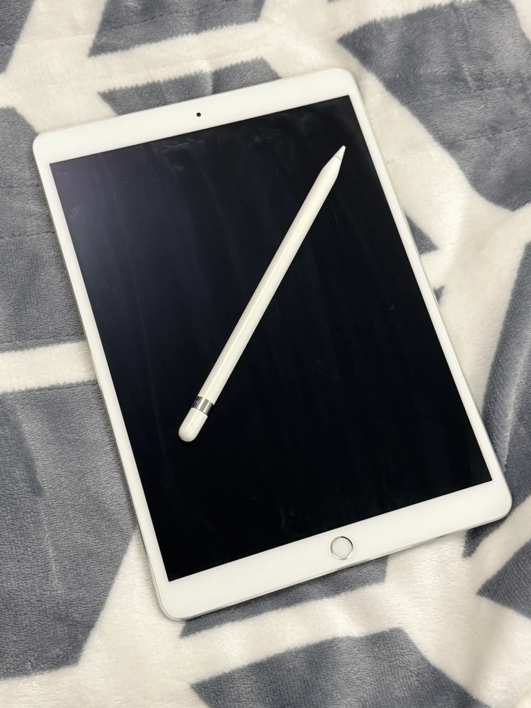 Apple iPad Pro 10.5 + Apple Pencil