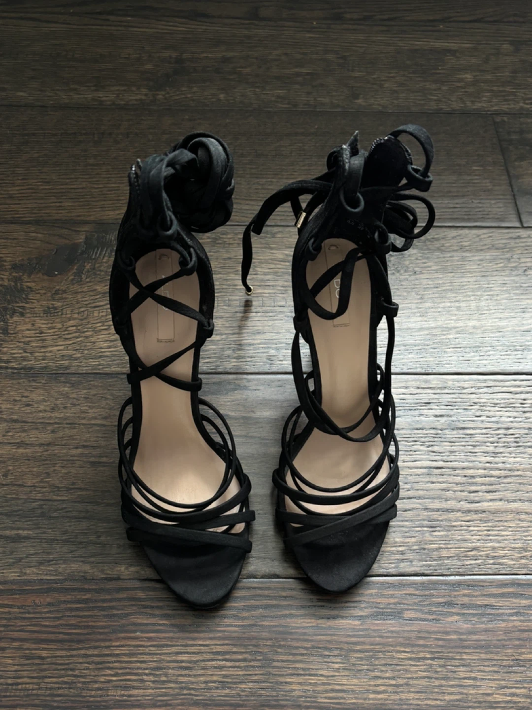 Women’s heels size 6.5 - photo 4