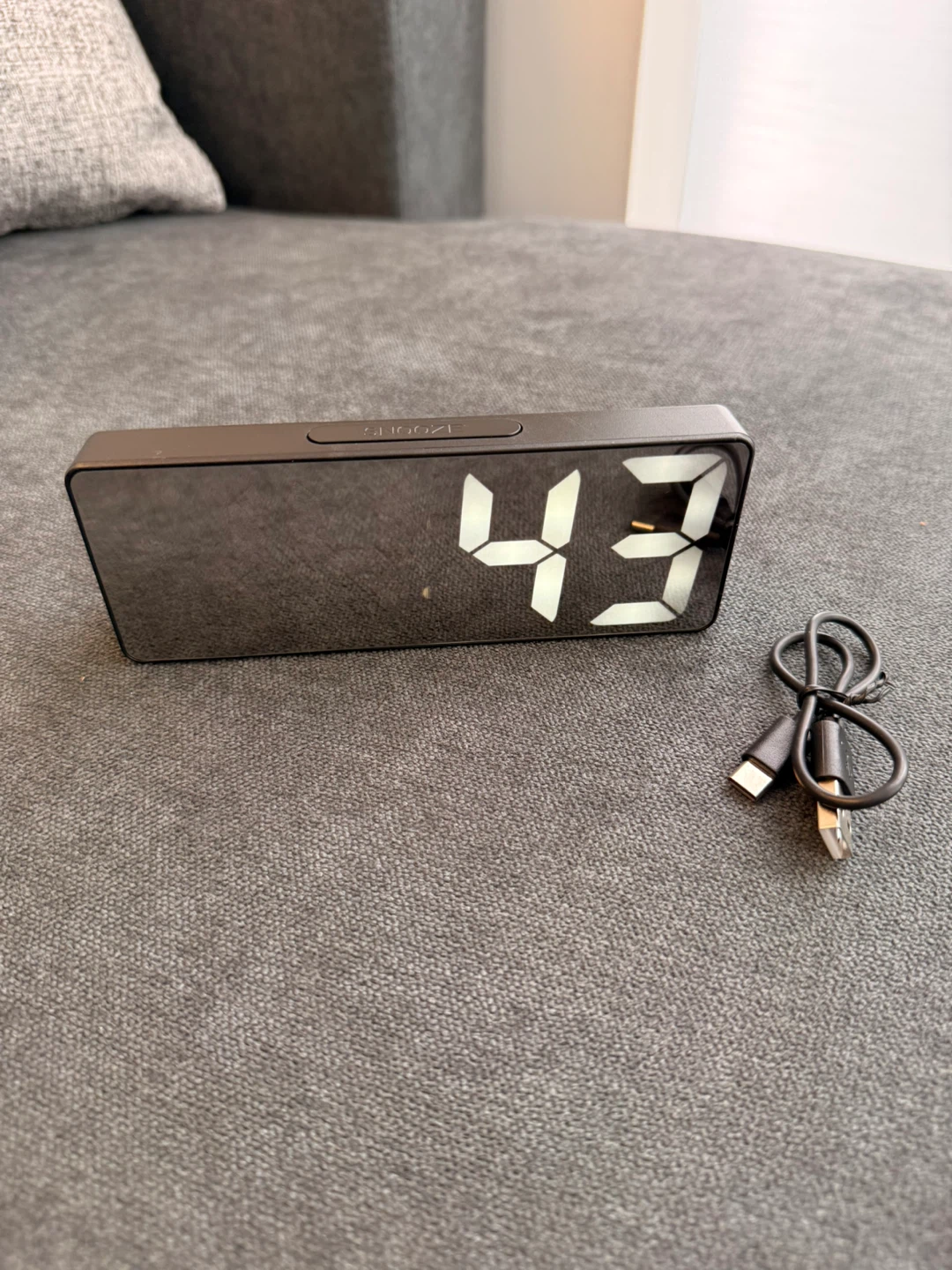 2 Mirror Digital Alarm Clock with USB Charging or AAA batteries - photo 3