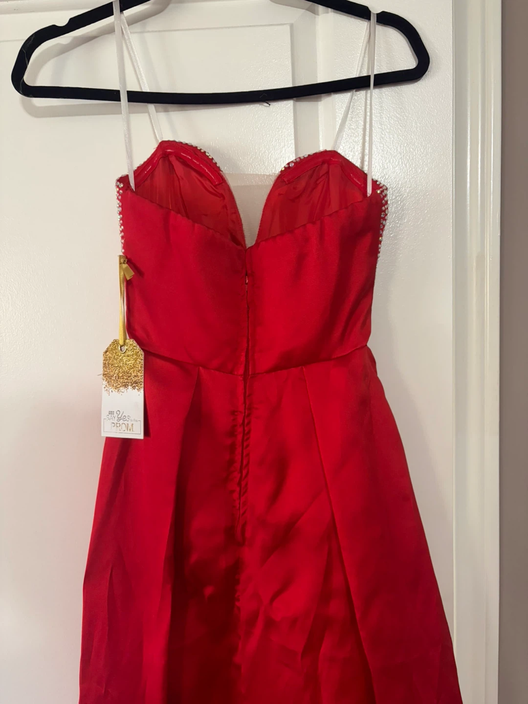 Red Beaded Prom Dress - photo 5