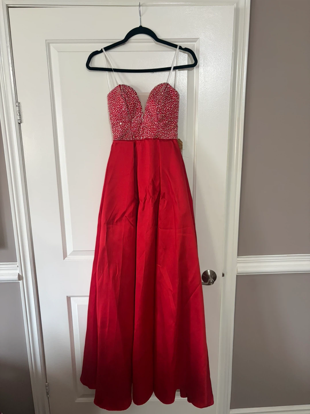 Red Beaded Prom Dress - photo 2