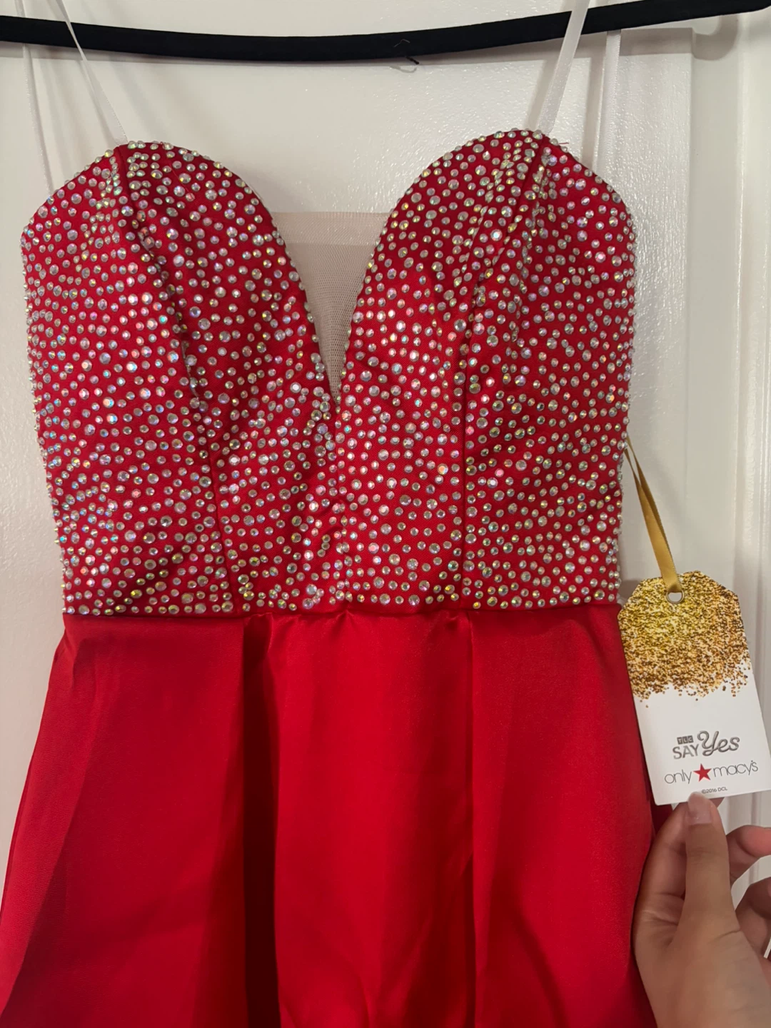 Red Beaded Prom Dress - photo 3