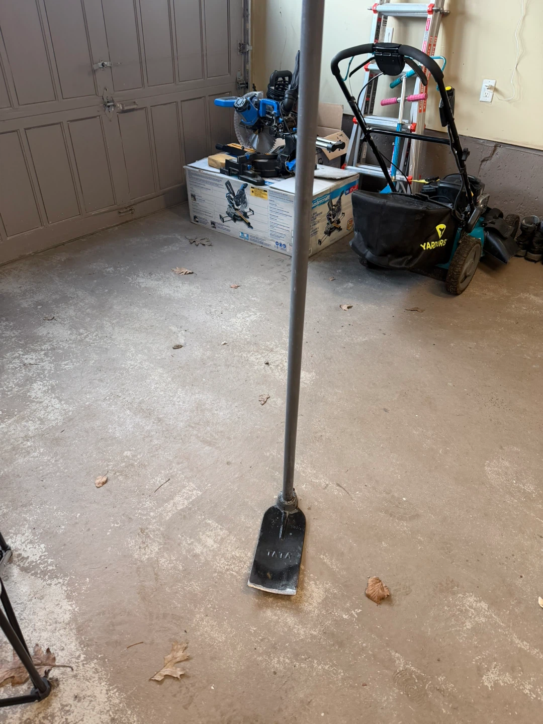 Heavy Duty Garden Hoe Tool