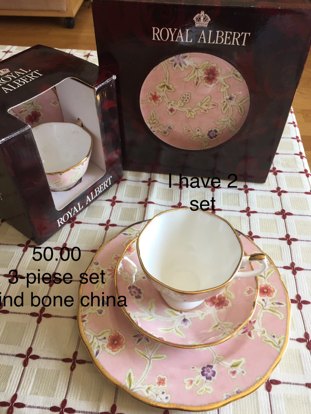 Royal Albert 3-Piece Bone China Tea Set - photo 3