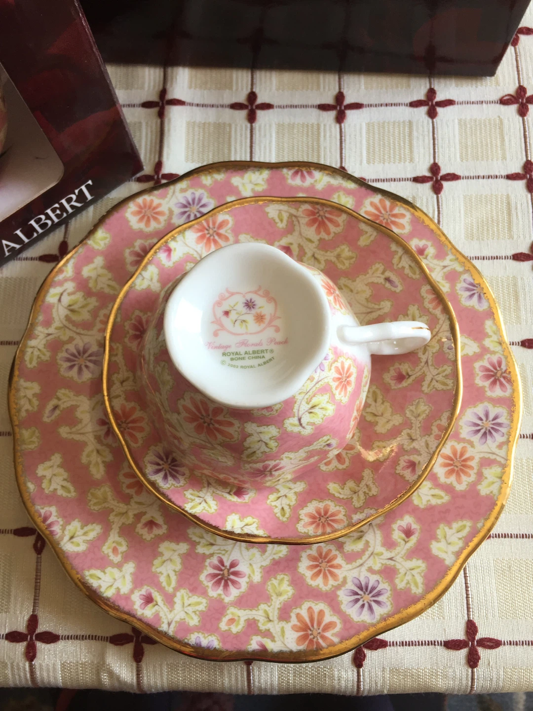 Royal Albert 3-Piece Bone China Tea Set - photo 2