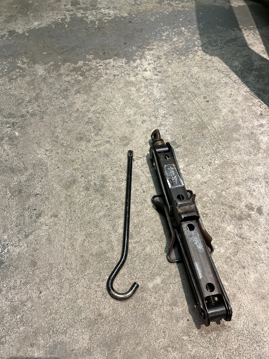 Assorted car items - photo 4