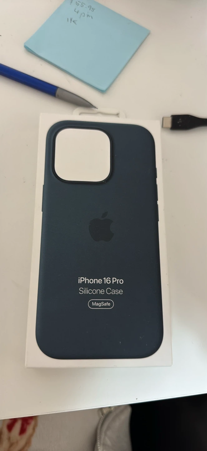 Apple iPhone 16 Pro Silicone Case with MagSafe - Navy - photo 2