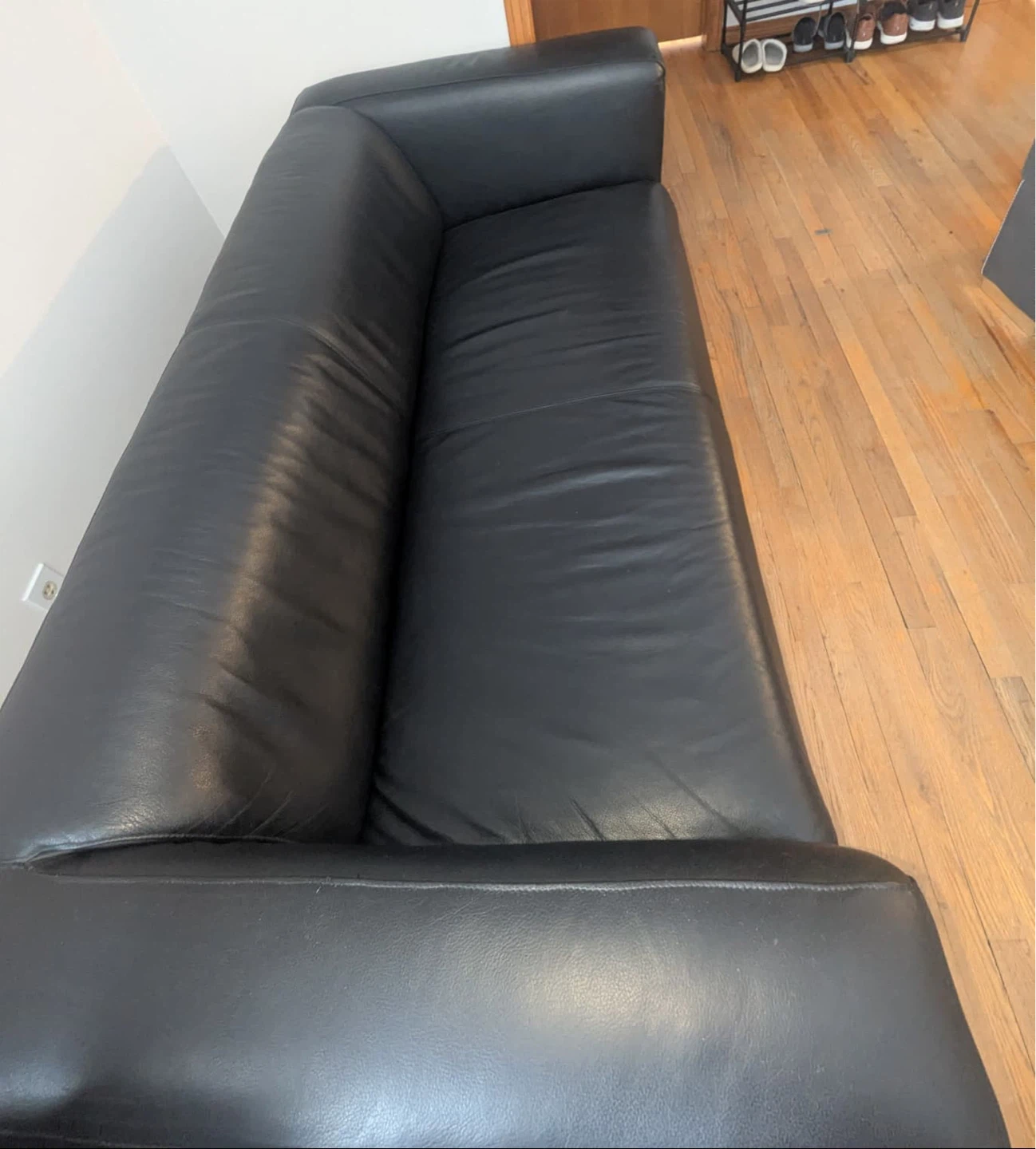 Loveseat Sofa genuine leather - Moving Sale - photo 4